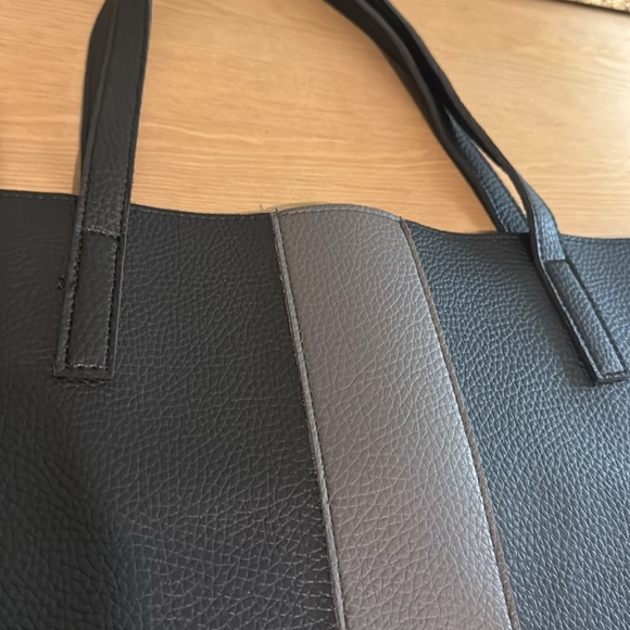 Vince Camuto Vegan Pebble Leather Tote - Picture 4 of 7